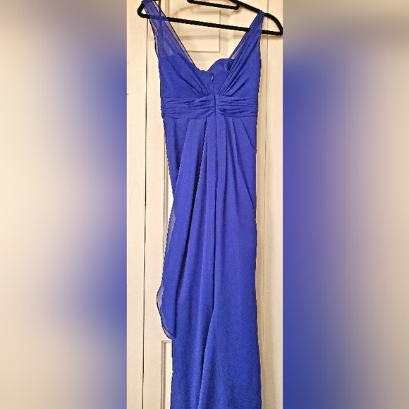 NEW Vera Wang White Dress - Picture 2 of 3